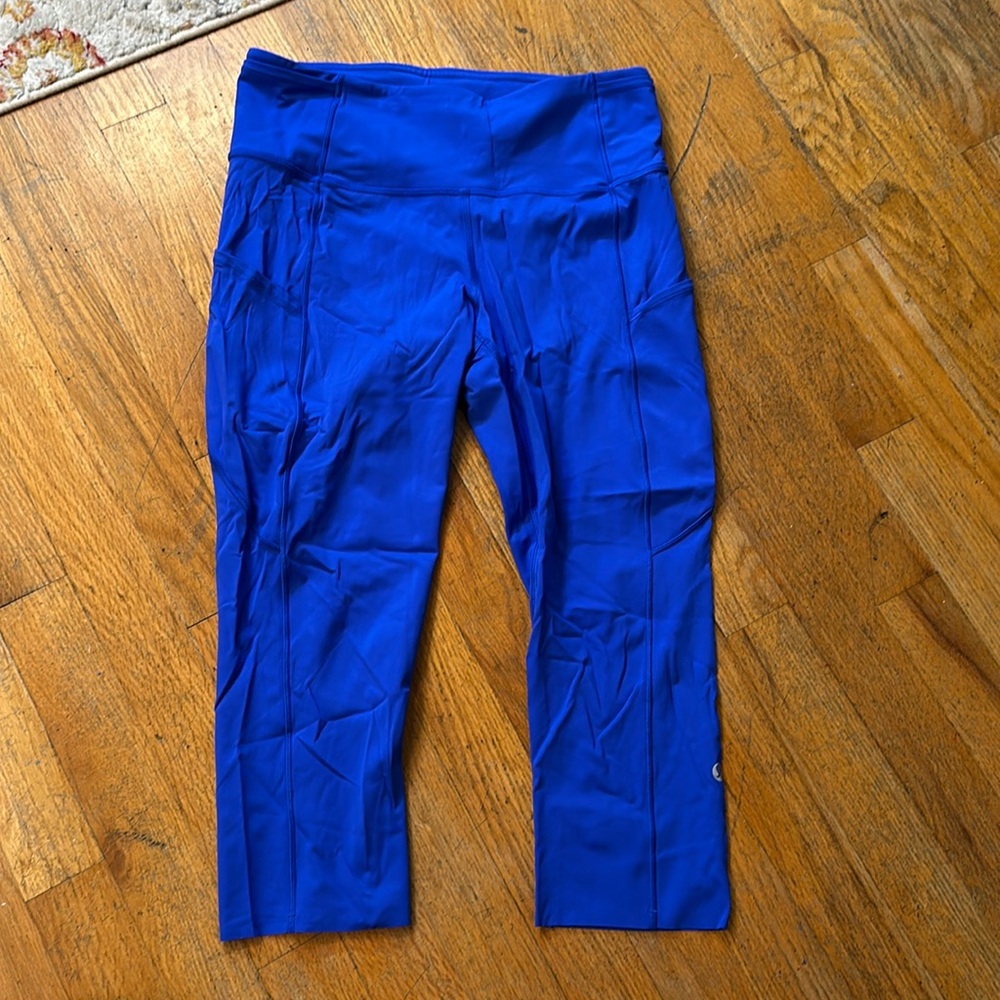 Lululemon fast and free crop II - 19” - non reflective cerulean blue - like new